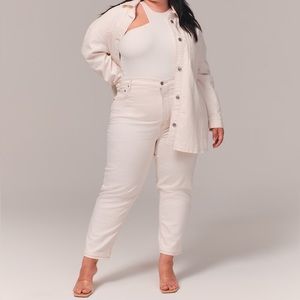 Abercrombie & Fitch Curve Love Ultra High Rise Ankle Straight Jean in Cream